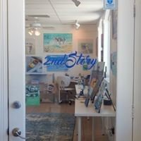 The front door to 2nd Story Gallery & Studios in Fernandina Beach.